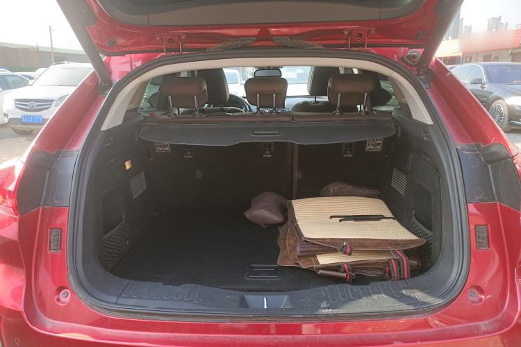Used Wey VV5 2017 2.0T Ultra-Luxury Version Trunk