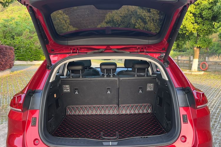 Used Wey VV5 2017 2.0T Ultra-Luxury Version Trunk