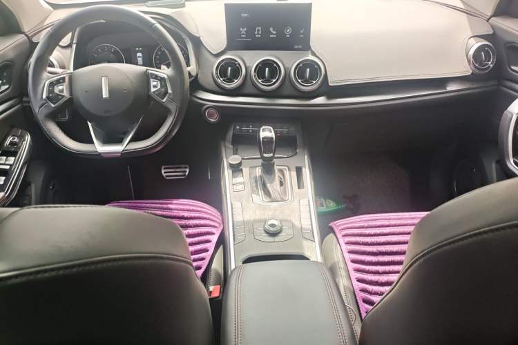 Used Wey VV5 2017 2.0T Ultra-Luxury Version Audio And AC Panel