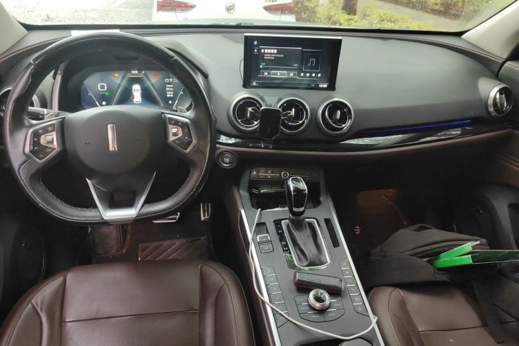 Used Wey VV5 2017 2.0T Flagship Edition Center Console
