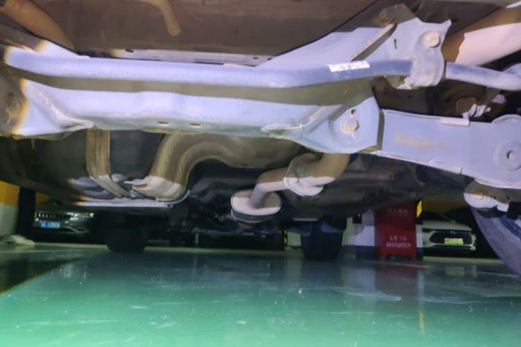 Used Wey VV5 2017 2.0T Flagship Edition Chassis Rear