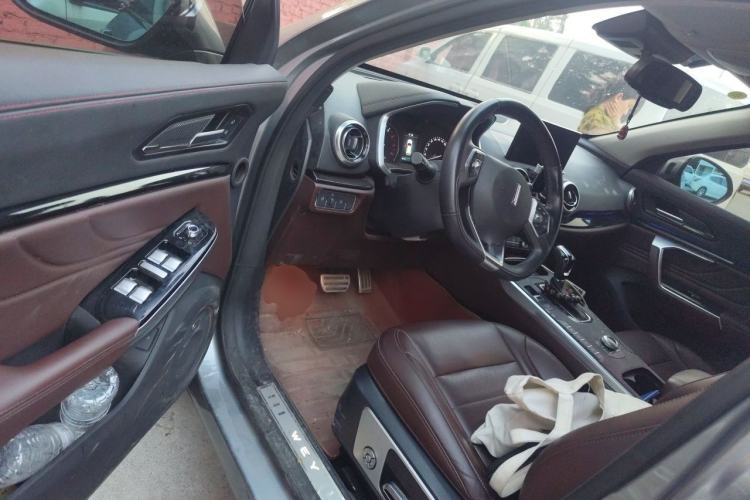 Used Wey VV5 2017 2.0T Ultra-Luxury Version Driver Seat