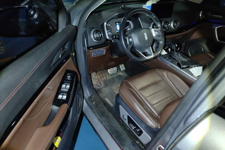 Used Wey VV5 2017 2.0T Ultra-Luxury Version Driver Seat