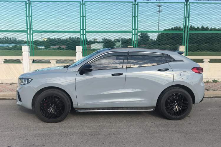 Used Wey VV5 2017 2.0T Ultra-Luxury Version Exterior 2