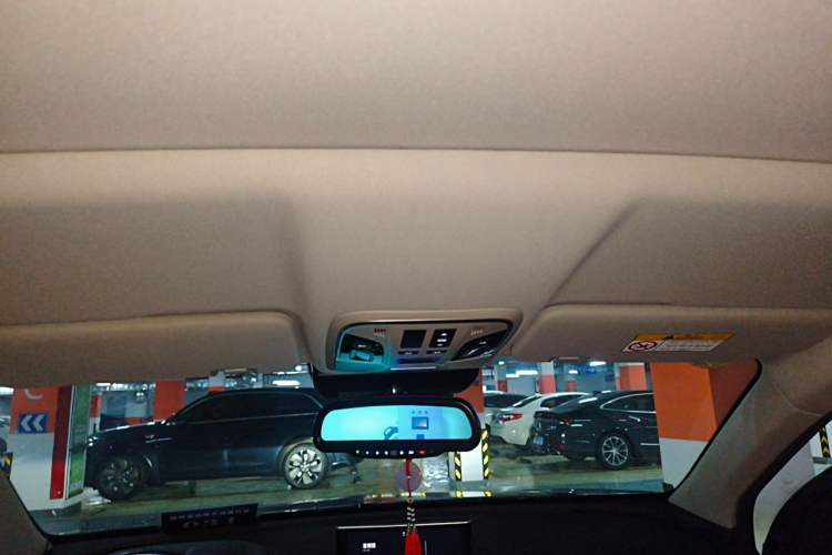 Used Wey VV5 2017 2.0T Flagship Edition Headliner