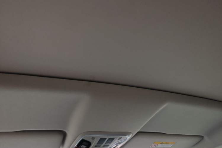 Used Wey VV5 2017 2.0T Flagship Edition Headliner