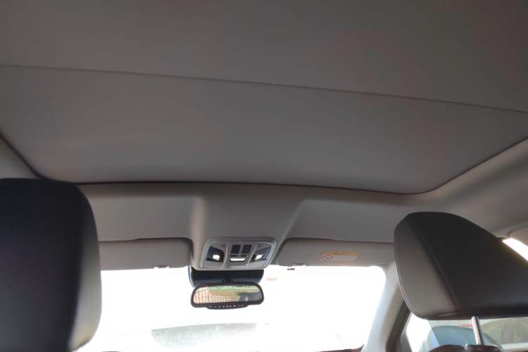 Used Wey VV5 2017 2.0T Ultra-Luxury Version Headliner