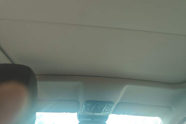 Used Wey VV5 2017 2.0T Flagship Edition Headliner