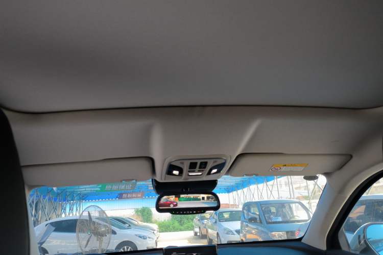 Used Wey VV5 2017 2.0T Ultra-Luxury Version Headliner