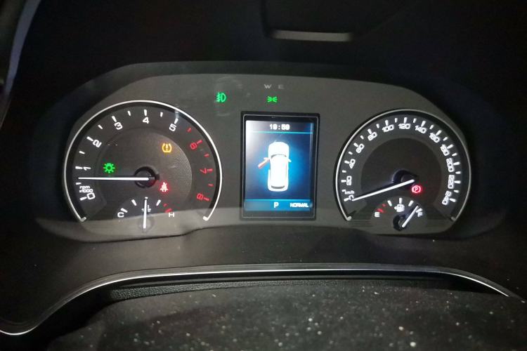 Used Wey VV5 2017 2.0T Ultra-Luxury Version Instrument Cluster