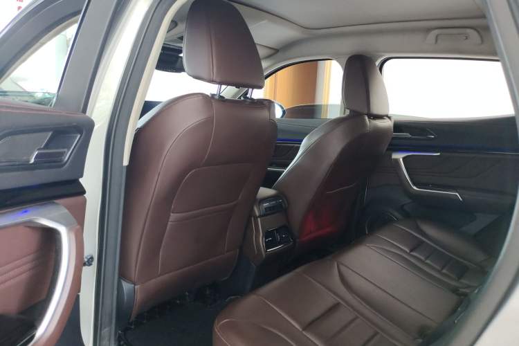 Used Wey VV5 2017 2.0T Ultra-Luxury Version Interior 1