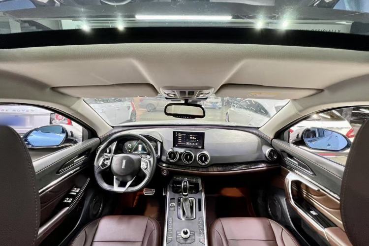 Used Wey VV5 2017 2.0T Flagship Edition Interior 2