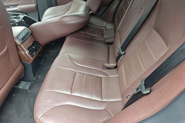 Used Wey VV5 2017 2.0T Flagship Edition Left Rear Seat
