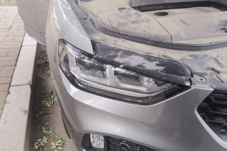 Used Wey VV5 2017 2.0T Flagship Edition Right Front Headlight