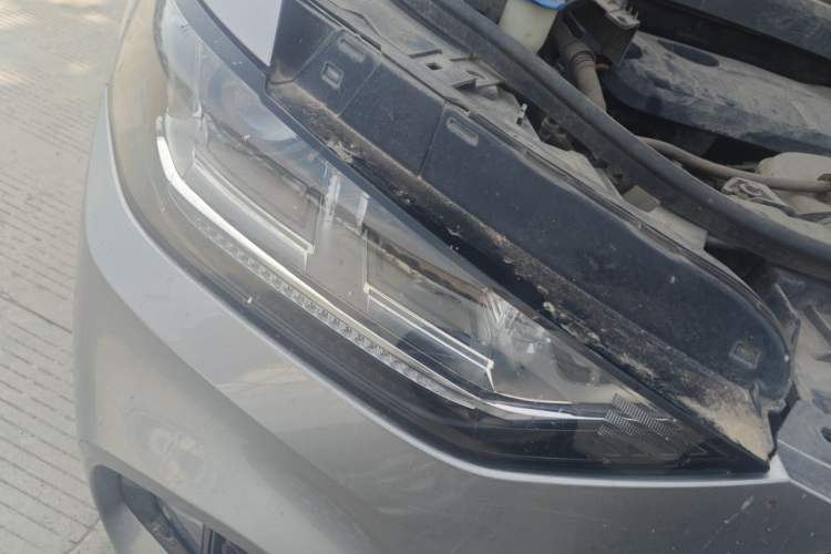 Used Wey VV5 2017 2.0T Flagship Edition Right Front Headlight