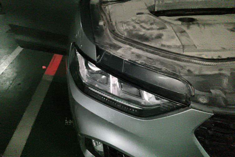 Used Wey VV5 2017 2.0T Flagship Edition Right Front Headlight