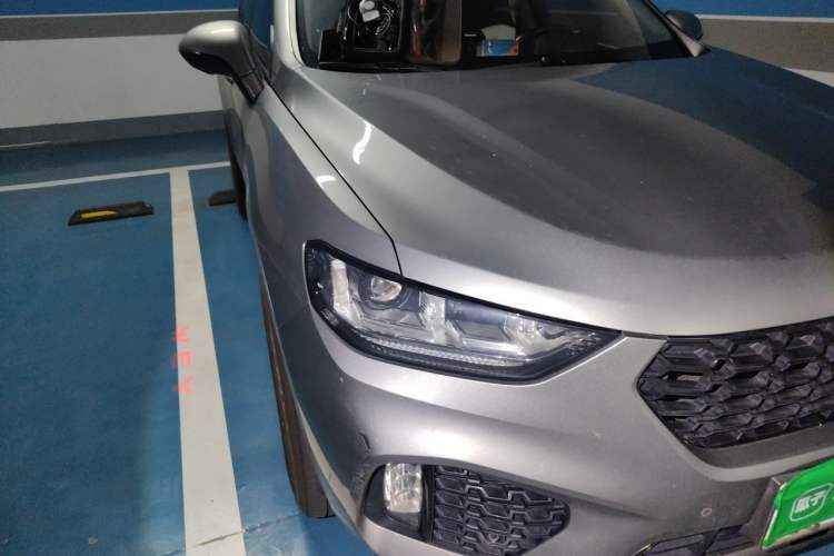 Used Wey VV5 2017 2.0T Ultra-Luxury Version Right Front Headlight