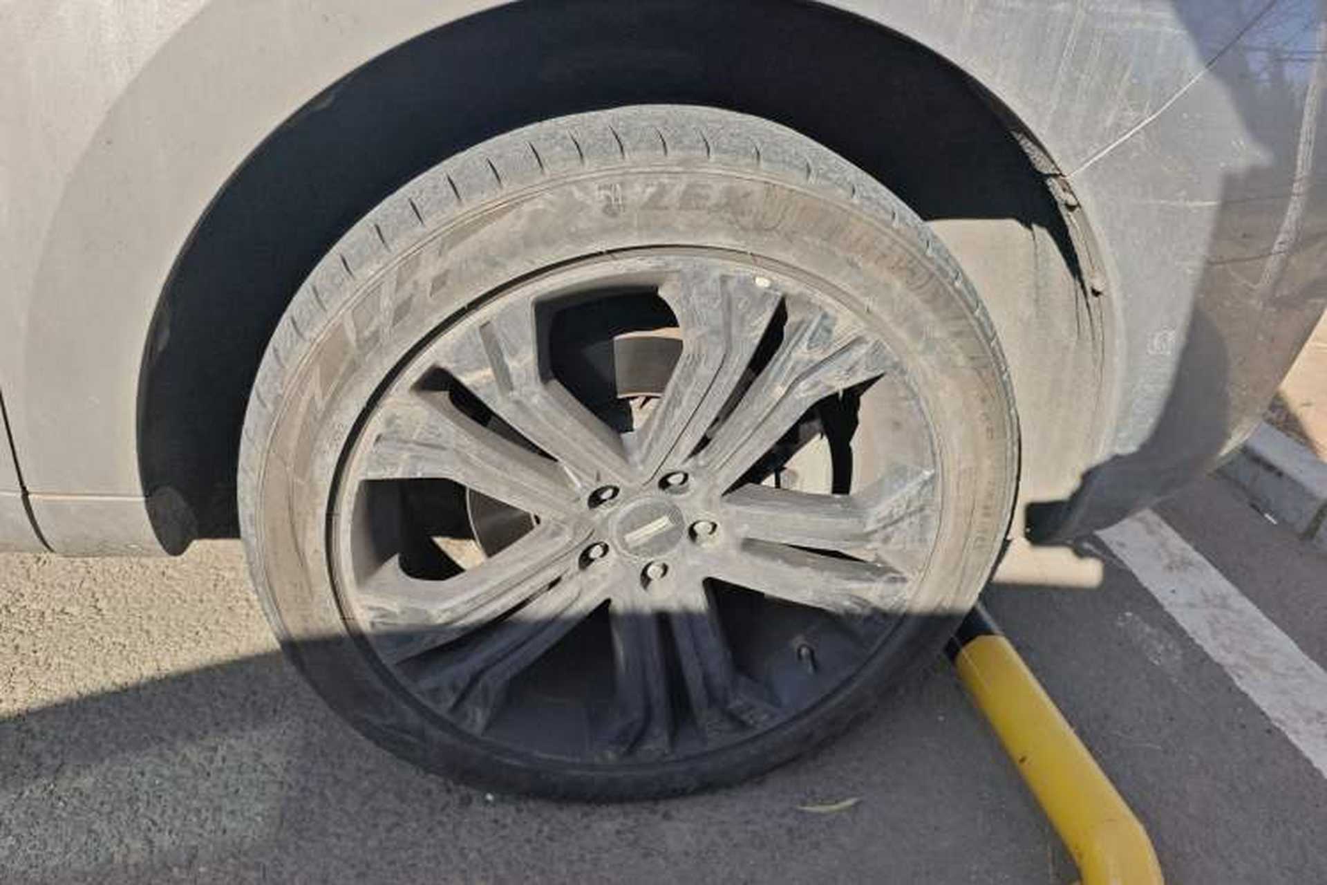 Used Wey VV5 2017 2.0T Flagship Edition Right Front Wheel Hub
