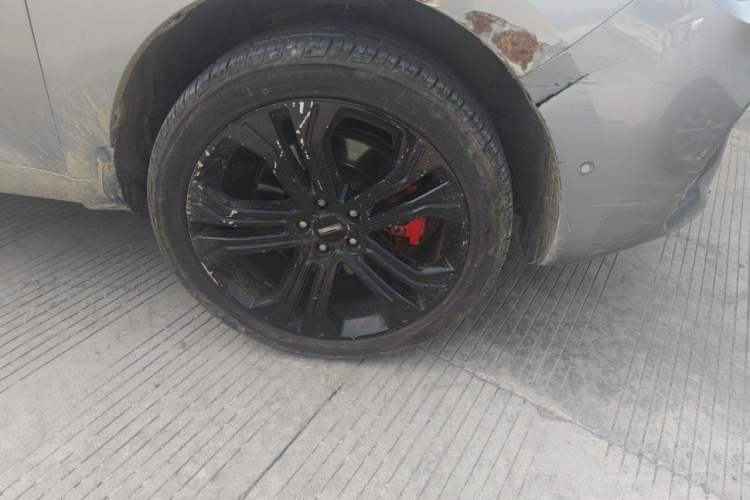 Used Wey VV5 2017 2.0T Flagship Edition Right Front Wheel Hub