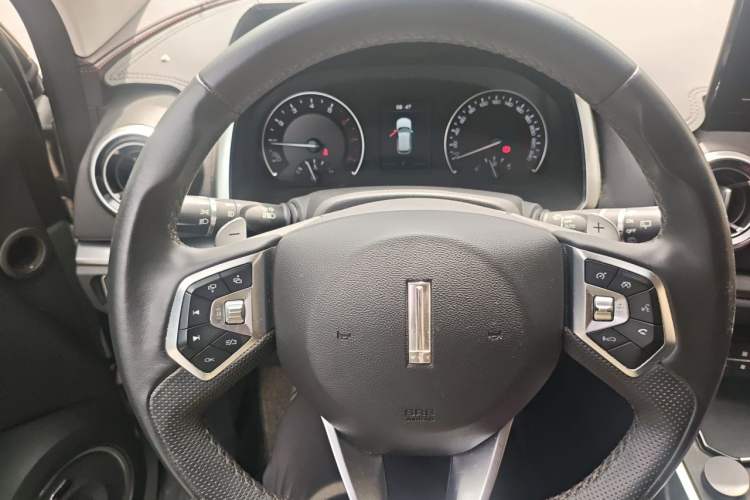 Used Wey VV5 2017 2.0T Ultra-Luxury Version Steering Wheel