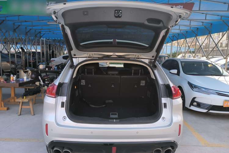 Used Wey VV5 2017 2.0T Ultra-Luxury Version Trunk