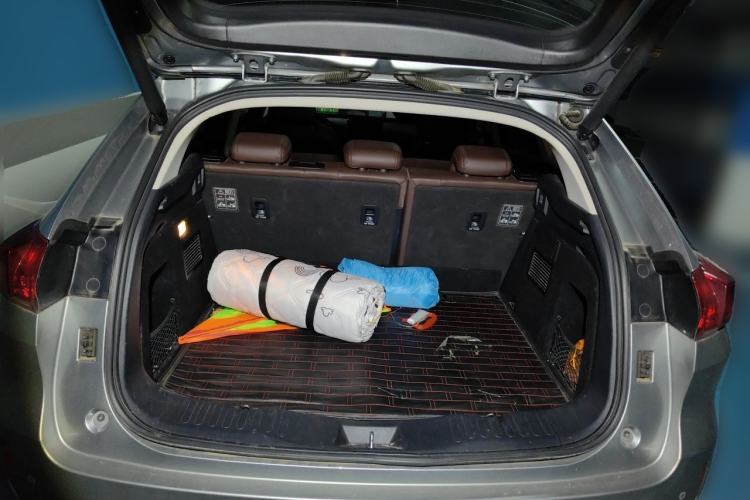 Used Wey VV5 2017 2.0T Ultra-Luxury Version Trunk