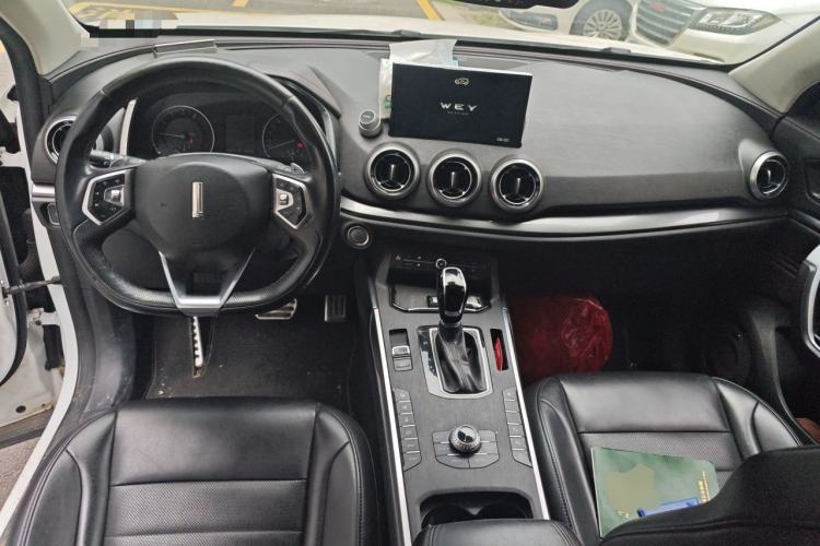 Used Wey VV5 2017 2.0T Ultra-Luxury Version Center Console