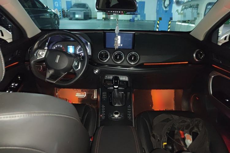 Used Wey VV5 2017 2.0T Ultra-Luxury Version Center Console