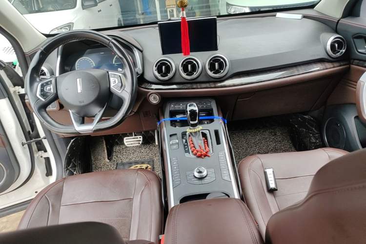 Used Wey VV5 2017 2.0T Flagship Edition Center Console
