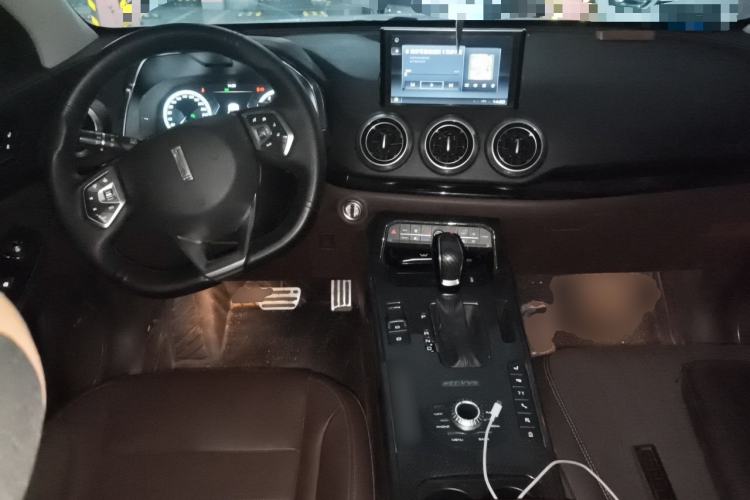 Used Wey VV5 2017 2.0T Flagship Edition Center Console