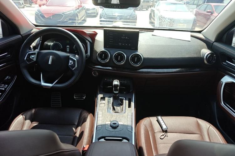 Used Wey VV5 2017 2.0T Flagship Edition Center Console