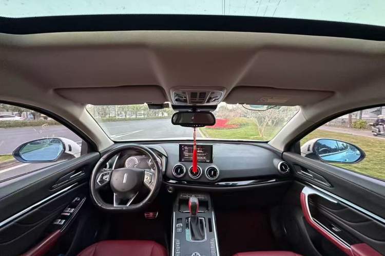 Used Wey VV5 2017 2.0T Flagship Edition Center Console