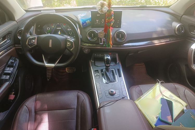 Used Wey VV5 2017 2.0T Flagship Edition Center Console