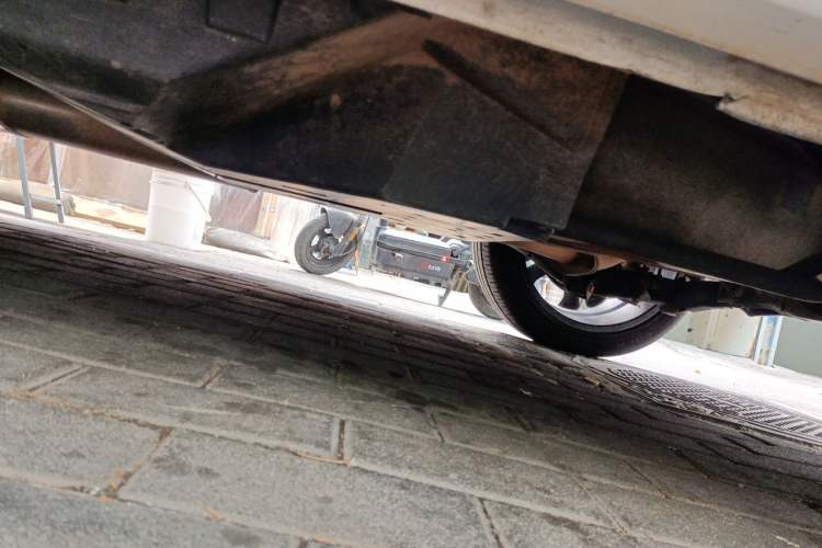 Used Wey VV5 2017 2.0T Flagship Edition Chassis Front Left
