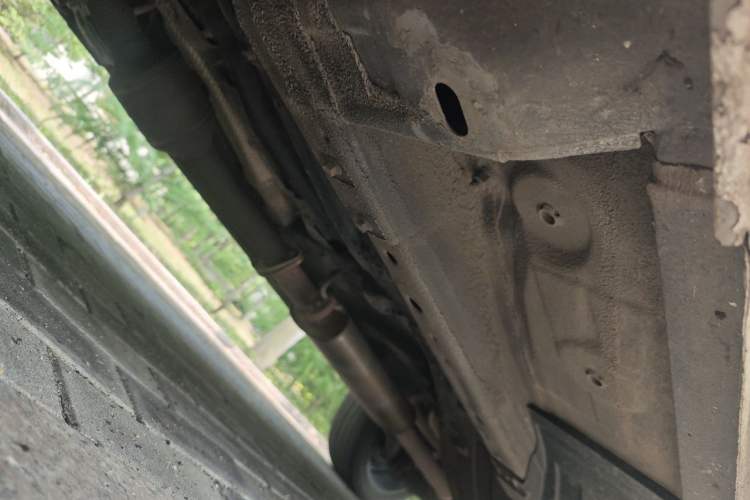 Used Wey VV5 2017 2.0T Flagship Edition Chassis Front Left