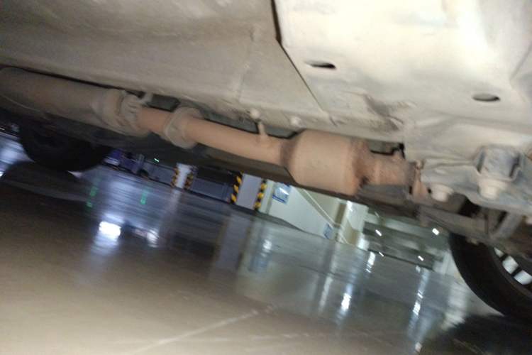 Used Wey VV5 2017 2.0T Ultra-Luxury Version Chassis Front Right