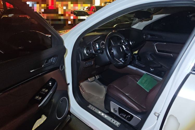 Used Wey VV5 2017 2.0T Ultra-Luxury Version Driver Seat