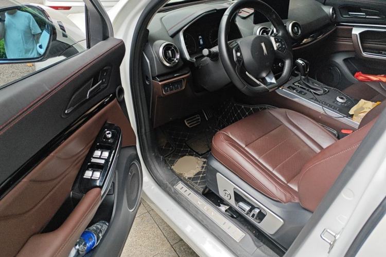 Used Wey VV5 2017 2.0T Ultra-Luxury Version Driver Seat