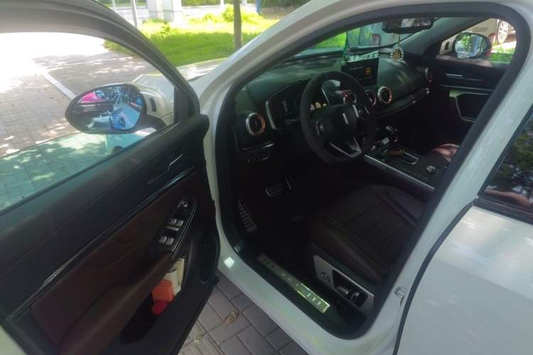 Used Wey VV5 2017 2.0T Ultra-Luxury Version Driver Seat