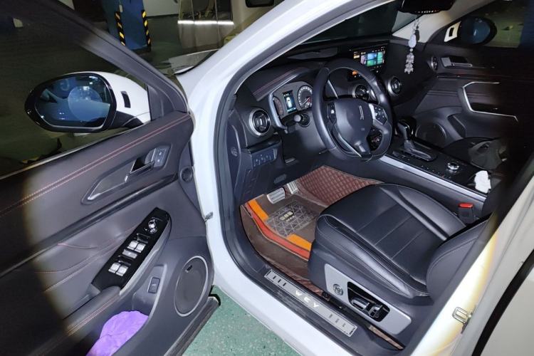 Used Wey VV5 2017 2.0T Ultra-Luxury Version Driver Seat