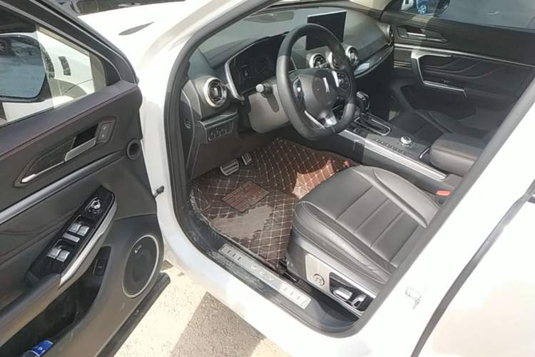 Used Wey VV5 2017 2.0T Ultra-Luxury Version Driver Seat