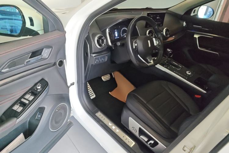 Used Wey VV5 2017 2.0T Ultra-Luxury Version Driver Seat