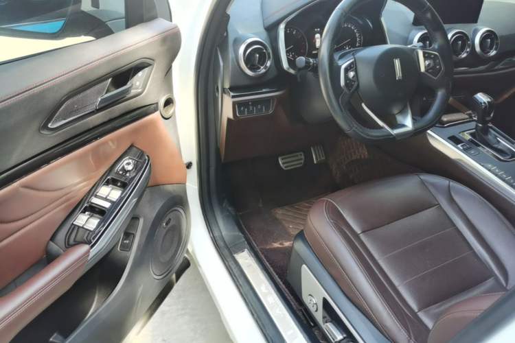 Used Wey VV5 2017 2.0T Ultra-Luxury Version Driver Seat