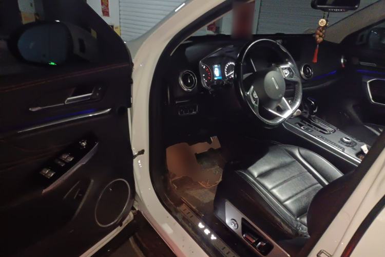 Used Wey VV5 2017 2.0T Ultra-Luxury Version Driver Seat