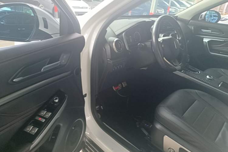 Used Wey VV5 2017 2.0T Flagship Edition Driver Seat
