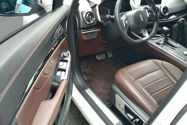 Used Wey VV5 2017 2.0T Ultra-Luxury Version Driver Seat