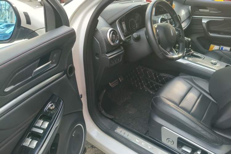 Used Wey VV5 2017 2.0T Ultra-Luxury Version Driver Seat