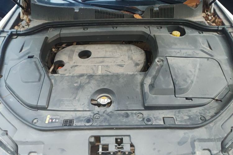 Used Wey VV5 2017 2.0T Flagship Edition Engine Bay