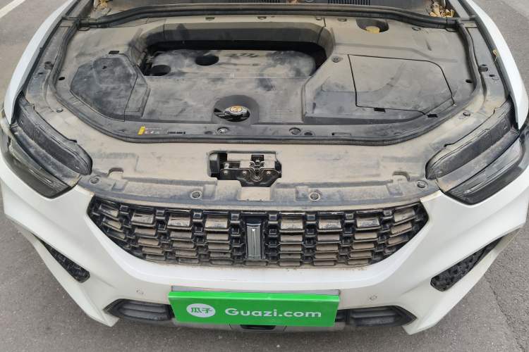 Used Wey VV5 2017 2.0T Ultra-Luxury Version Engine Bay