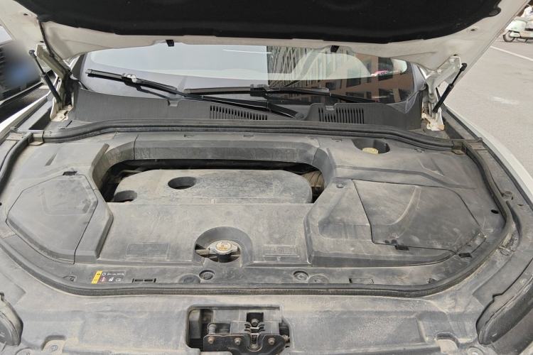 Used Wey VV5 2017 2.0T Flagship Edition Engine Bay